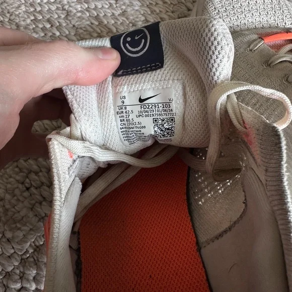 Nike White and Orange Athletic Sneakers - Picture 9 of 15